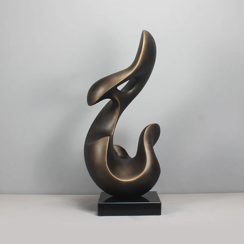 Abstrakcyjna drewniana statuetka minimalistyczna