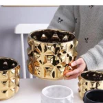 Ceramiczny wazon dekoracyjny minimalistyczny, porcelanowy