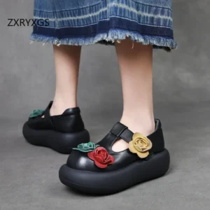 Damskie buty podwyższające na koturnie