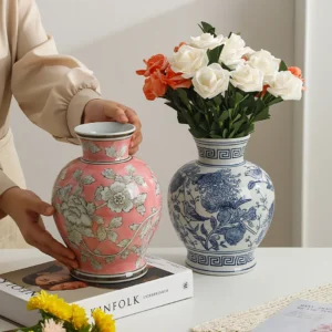 Ceramiczny wazon dekoracyjny