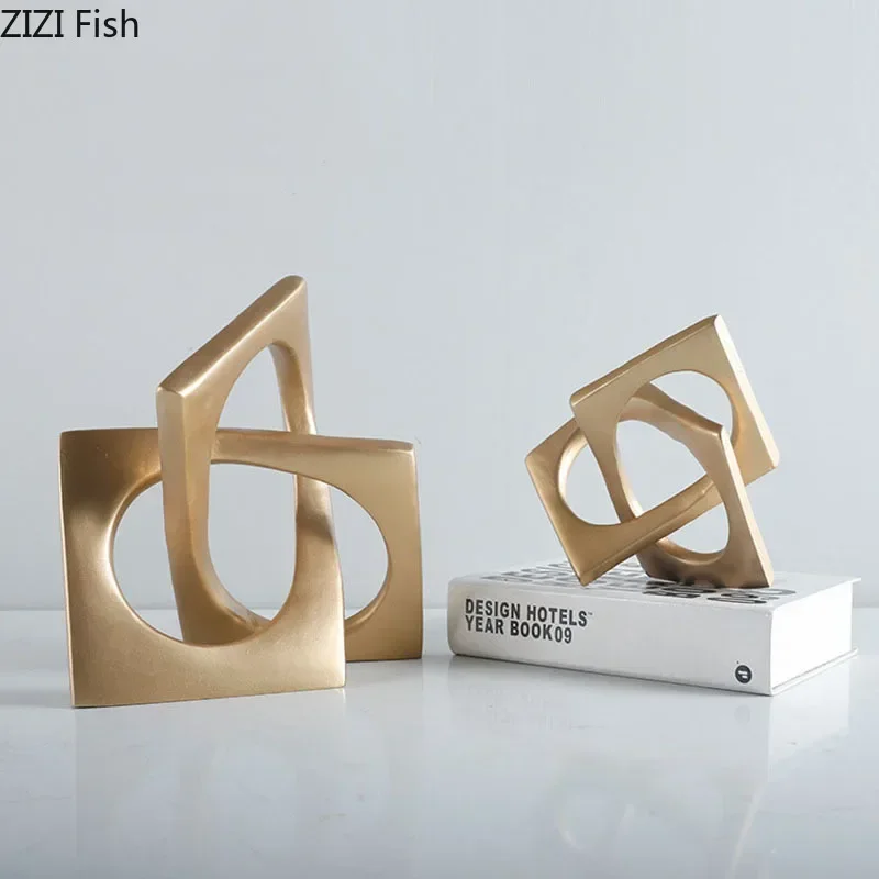 Abstrakcyjna drewniana statuetka minimalistyczna