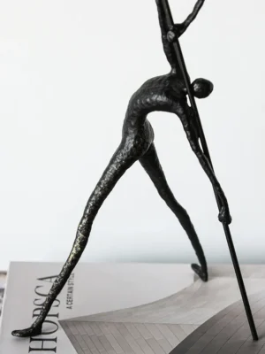Figurka dekoracyjna 67 cm metalowa