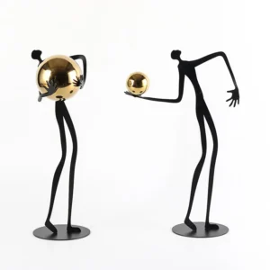 Abstrakcyjna drewniana statuetka minimalistyczna