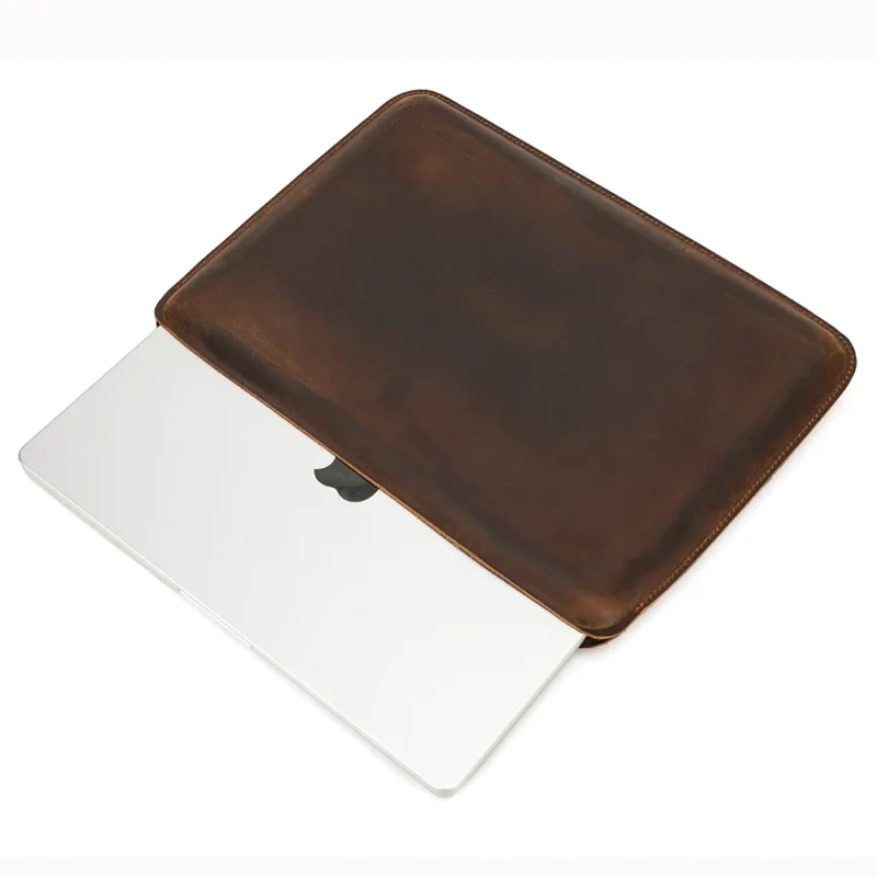 Skórzane etui na laptopa 14-15 cali