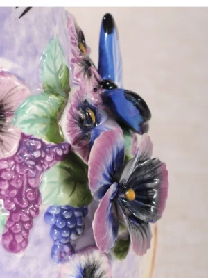 Ceramiczny wazon dekoracyjny ręcznie malowany