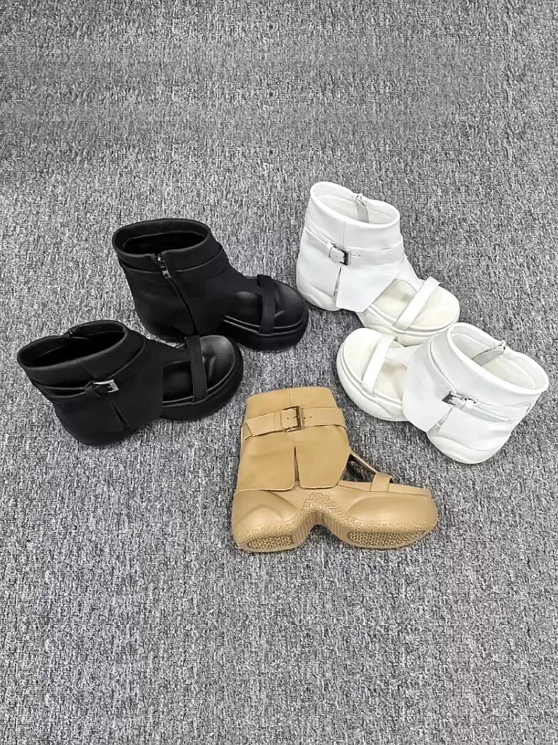 Damskie buty podwyższające na koturnie