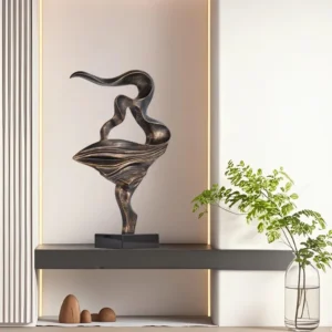 Abstrakcyjna drewniana statuetka minimalistyczna