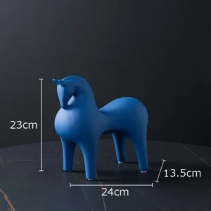 Abstrakcyjna drewniana statuetka minimalistyczna