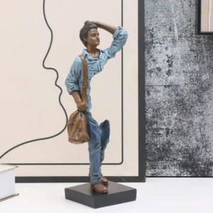 Abstrakcyjna drewniana statuetka minimalistyczna
