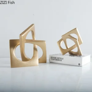 Abstrakcyjna drewniana statuetka minimalistyczna