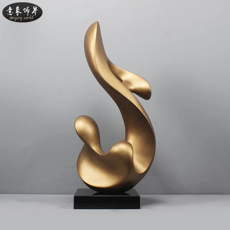 Abstrakcyjna drewniana statuetka minimalistyczna