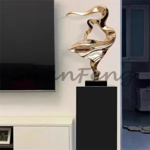 Abstrakcyjna drewniana statuetka minimalistyczna