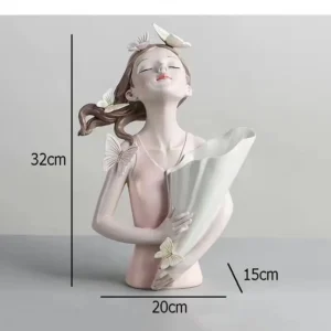 Wazon w kształcie dziewczyny z kwiatami przy twarzy - ujęcie produktu