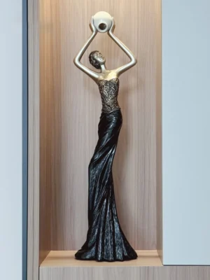 Figurka dekoracyjna 84 cm z żywicy