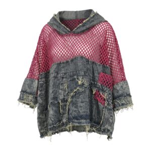 Bluza damska z kapturem z siatki i denimu, oversize, krótki rękaw - wersja różowa z przodu, białe tło (ref g00)
