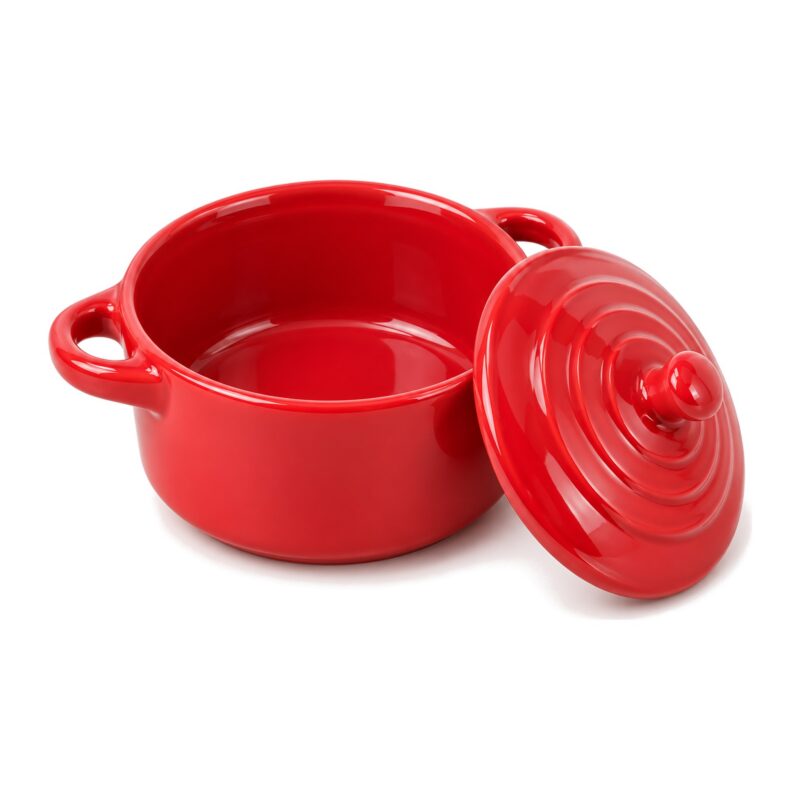 Ceramiczne naczynie żaroodporne z pokrywką 300 lub 450 ml, kokilka - czerwona kokilka z uchyloną pokrywką