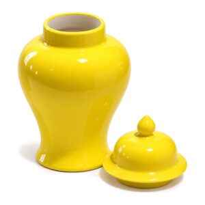 Ceramiczny wazon z pokrywką, żółty słój dekoracyjny, 35-60 cm - jeden żółty słój z pokrywką, ujęcie 3/4 z lekkiego góry, na białym tle