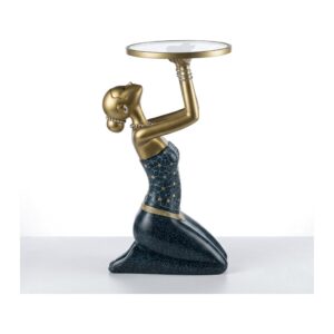 Figura dekoracyjna z tacą 63 cm, klęcząca kobieta, granat i złoto - figura z tacą z profilu na białym tle, widoczna klęcząca sylwetka i uniesione ramiona