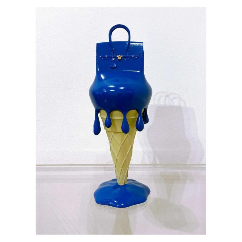Figurka lody z torebką z żywicy 30,5 cm, rzeźba dekoracyjna pop-art - wariant niebieski