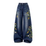 Jeansy damskie wide leg z haftem w kwiaty, wysoki stan, niebieskie - zdjęcie główne