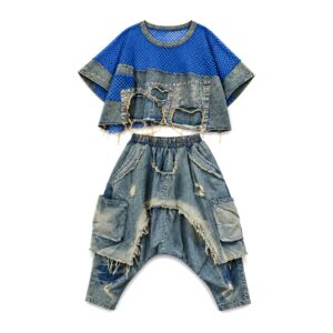 Komplet damski jeansowy patchwork, koszulka z siatki i luźne spodnie - zdjęcie główne