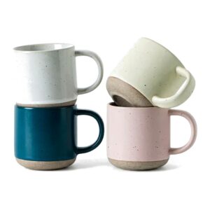 Kubek ceramiczny w kropki 150 ml, matowy, z surowym spodem - cztery kolory kubków ustawione w stos