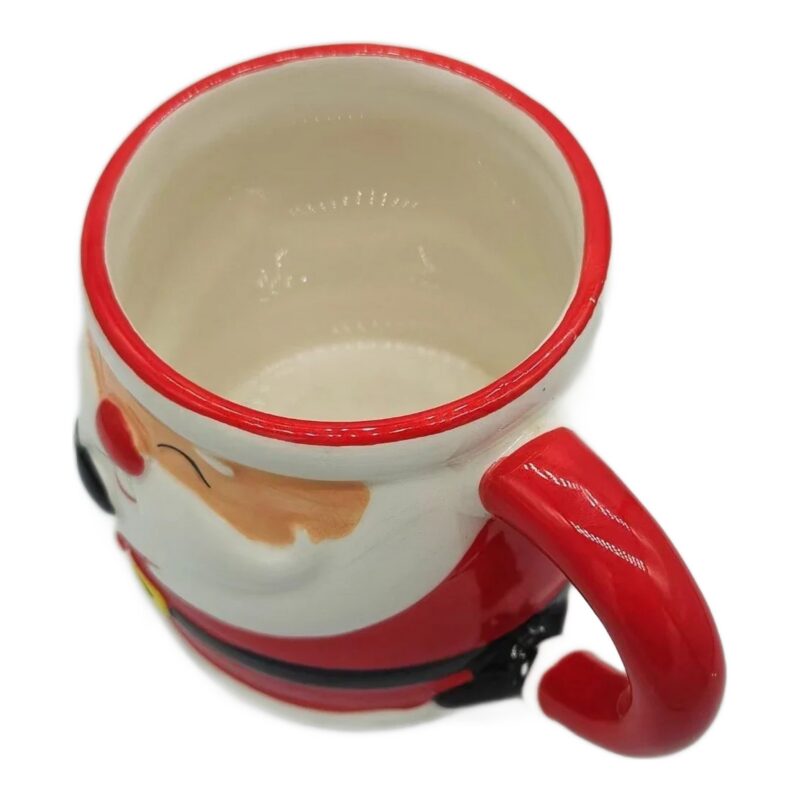 Kubek ceramiczny Mikołaj 3D, 201-300 ml, czerwono-biały na prezent - widok z góry na kremowe wnętrze