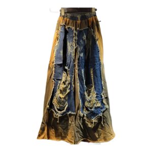 Damskie Jeansy z Naszywkami i Dziurami – Szerokie Nogawki, Modny Look