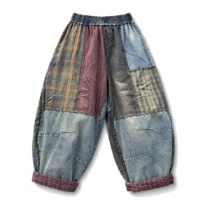 Spodnie haremki damskie jeansowe patchwork, gumka w pasie, jeden rozmiar - spodnie haremki patchwork rozłożone płasko, przód, białe tło