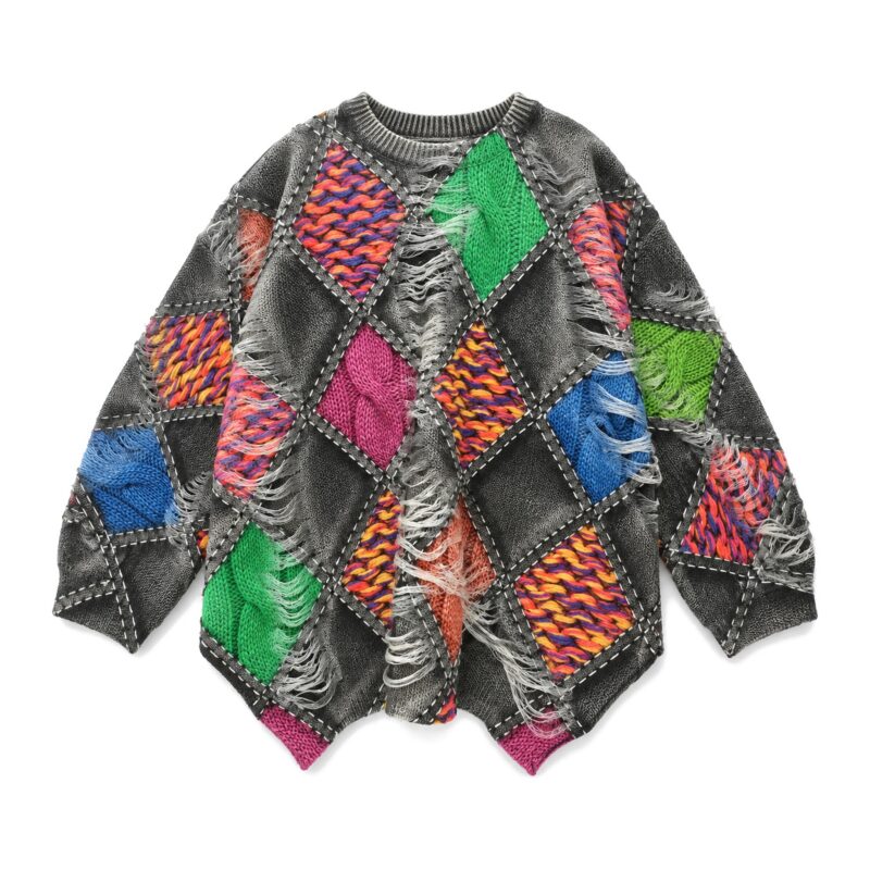 Sweter damski oversize patchwork w romby, kolorowy nadruk, dzianina - sweter na płasko, przód, białe tło