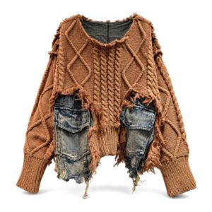 Sweter damski oversize z warkoczami i jeansowymi kieszeniami, patchwork - zdjęcie główne
