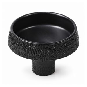 Wazon kielich do ikebany 18 cm, ceramika z młotkowanym wzorem - wariant czarny, bez żabki